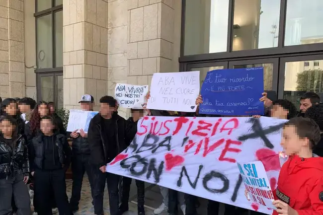 АНСА: Италия изключва масовото въвеждане на металдетектори в училищата след убийството на ученик