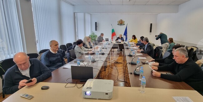 Областен координационен център за координация на наблюдението и контрола при въвеждането на еврото заработи в Шумен