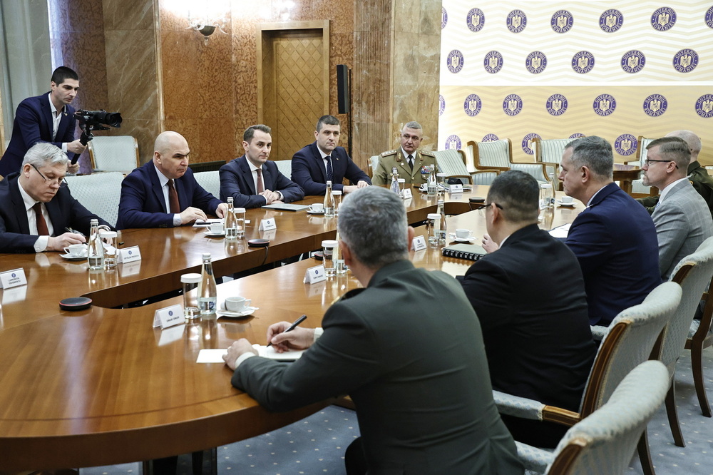 Румъния - Алексъс Гринкевич - Илие Боложан - среща