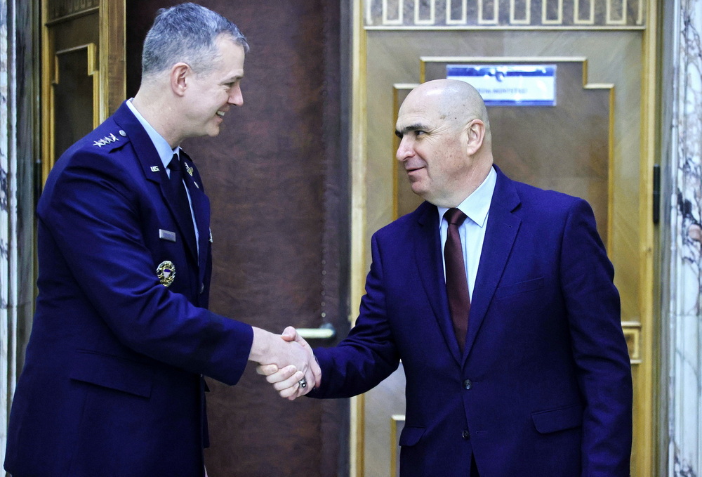 Румъния - Алексъс Гринкевич - Илие Боложан - среща