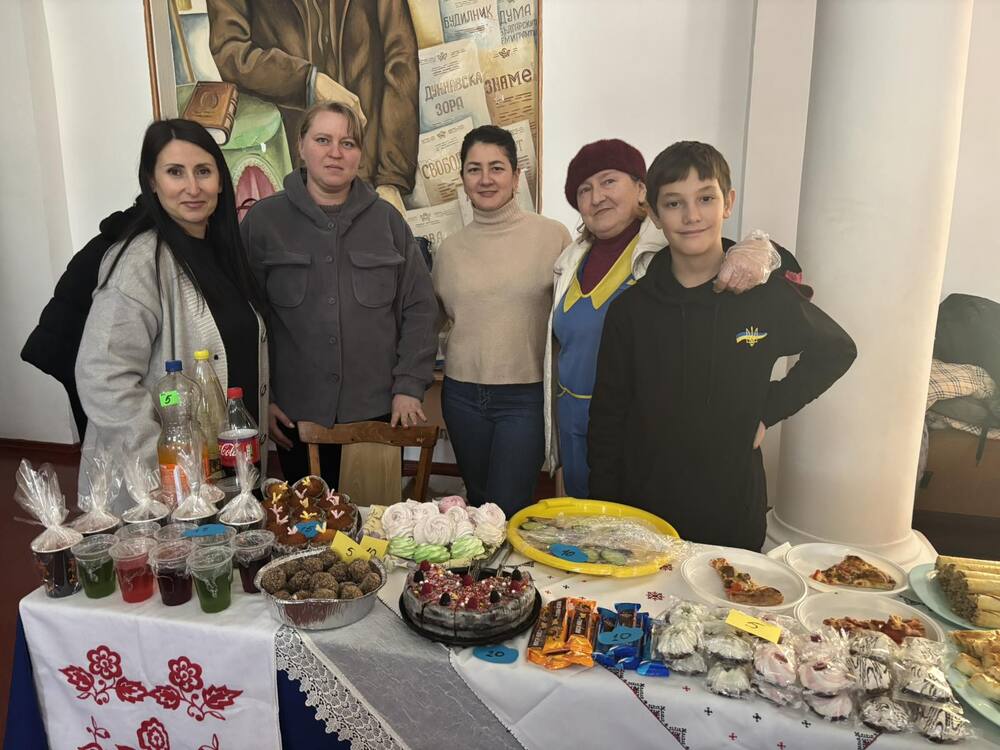 Благотворителен панаир се състоя днес в Болградската гимназия в Украйна