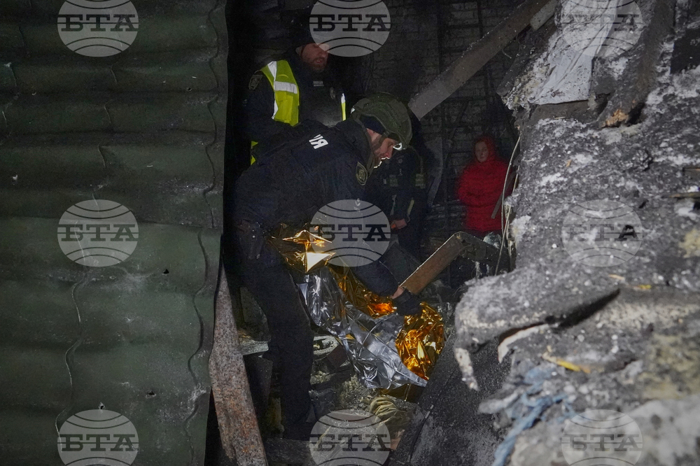 Една жена бе убита при руска атака с планиращи бомби срещу Харков