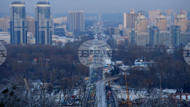 Русия нанася удари по Киев с дронове и ракети, прекъсвайки снабдяването с вода и електричество