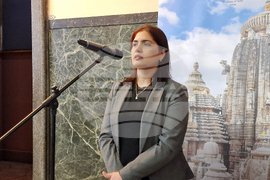 Перник - изложба - Индийско посолство