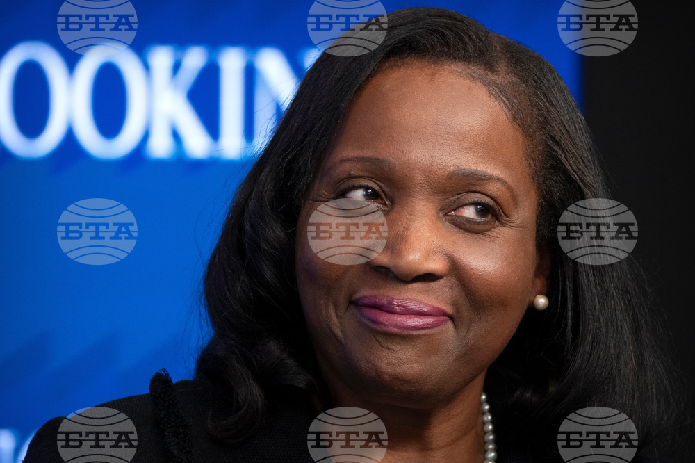 Federal Reserve Powell Cook