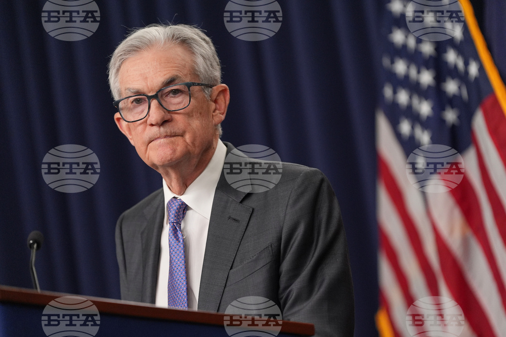 Federal Reserve Powell Cook