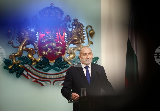 Former President Radev Urges End to Middle East Military Action