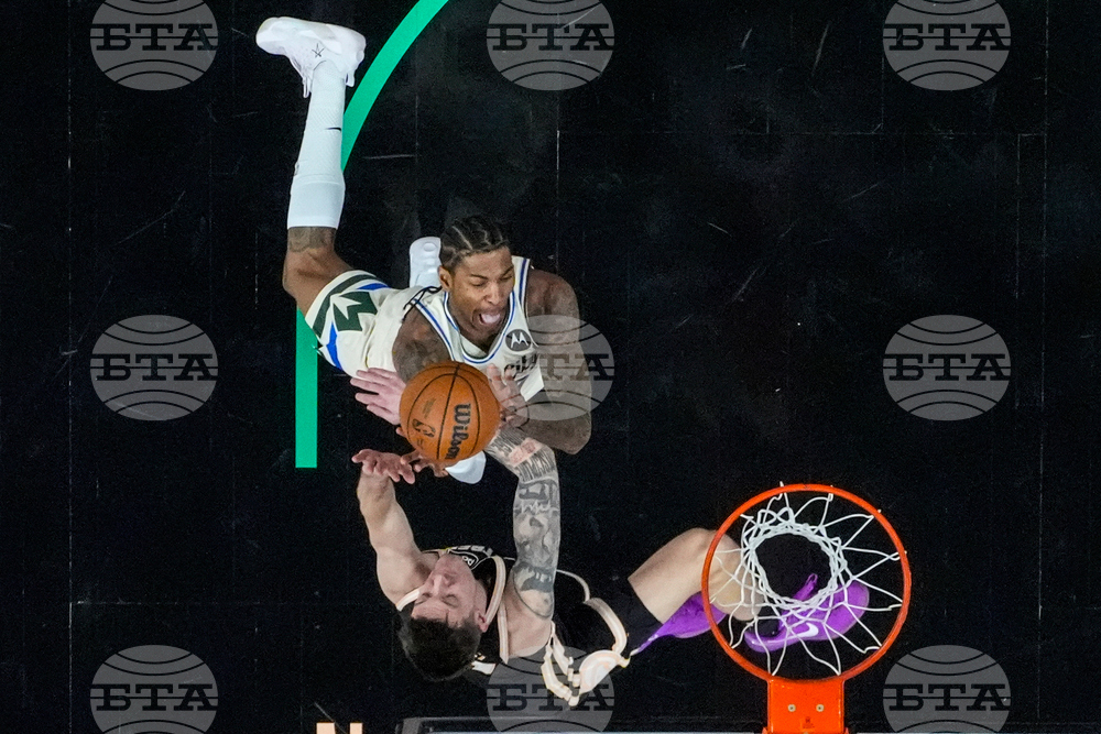 Bucks Hawks Basketball