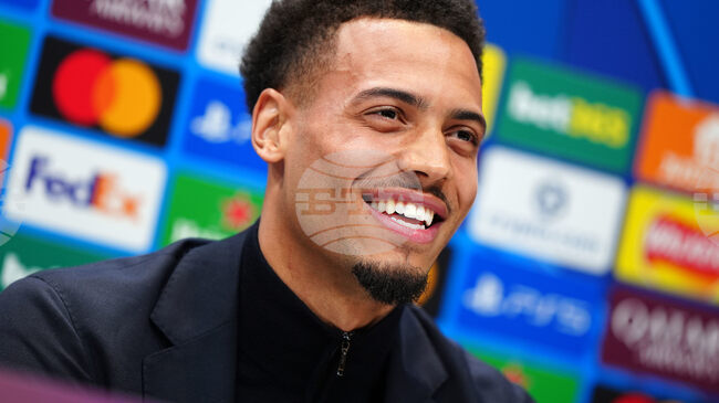 Бившият германски национал Макс Крузе постави под въпрос постоянството на полузащитника на Борусия Дортмунд Феликс Нмеча