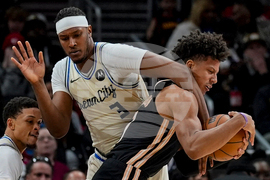 Bucks Hawks Basketball