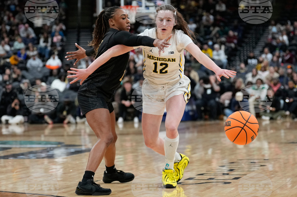 Michigan Vanderbilt Basketball