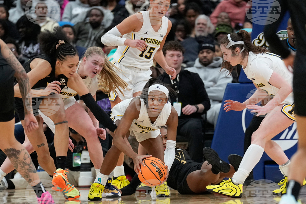 Michigan Vanderbilt Basketball