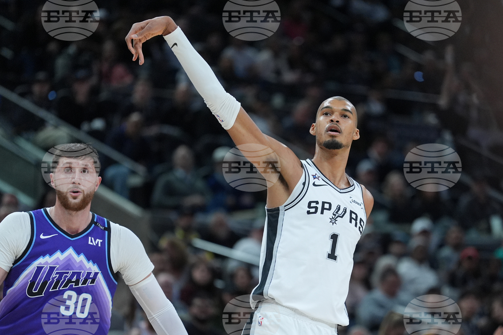 Jazz Spurs Basketball