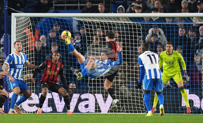 Брайтън измъкна точка от Борнемут с гол в добавеното време