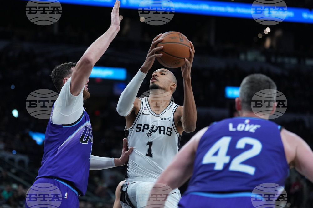 Jazz Spurs Basketball