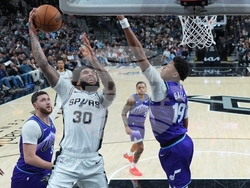 Jazz Spurs Basketball