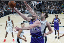 APTOPIX Jazz Spurs Basketball
