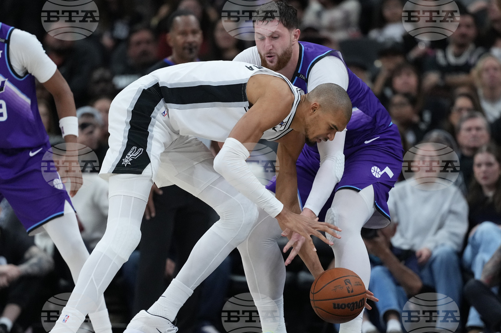 Jazz Spurs Basketball