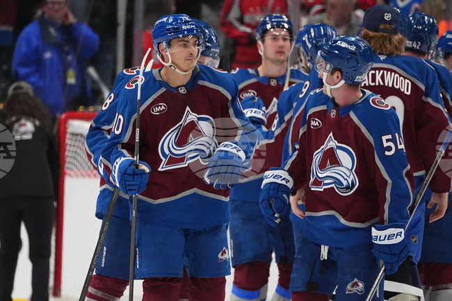 Нейтън Маккинън вкара два гола за победа на Колорадо Аваланш срещу Вашингтон Кепиталс в НХЛ