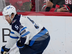 Jets Blackhawks Hockey