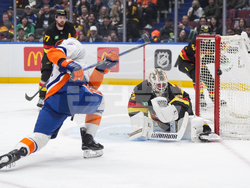 Islanders Canucks Hockey