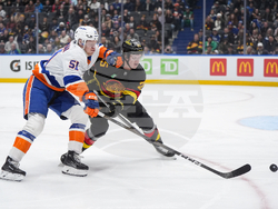 Islanders Canucks Hockey