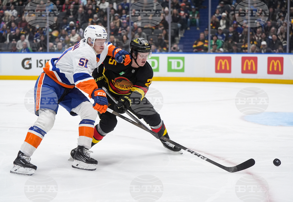 Islanders Canucks Hockey