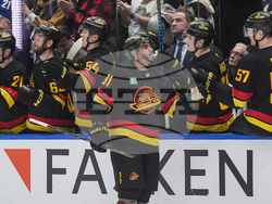 Islanders Canucks Hockey