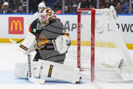 Islanders Canucks Hockey