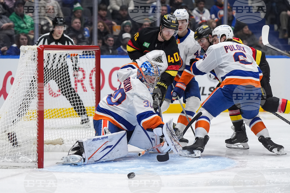 Islanders Canucks Hockey