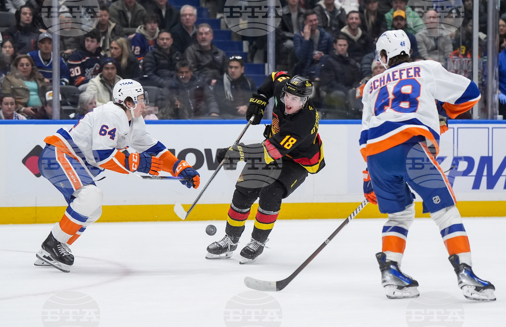 Islanders Canucks Hockey