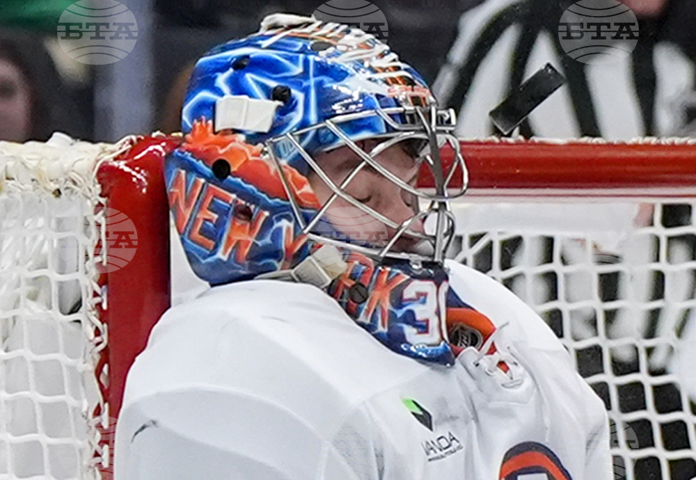 Islanders Canucks Hockey