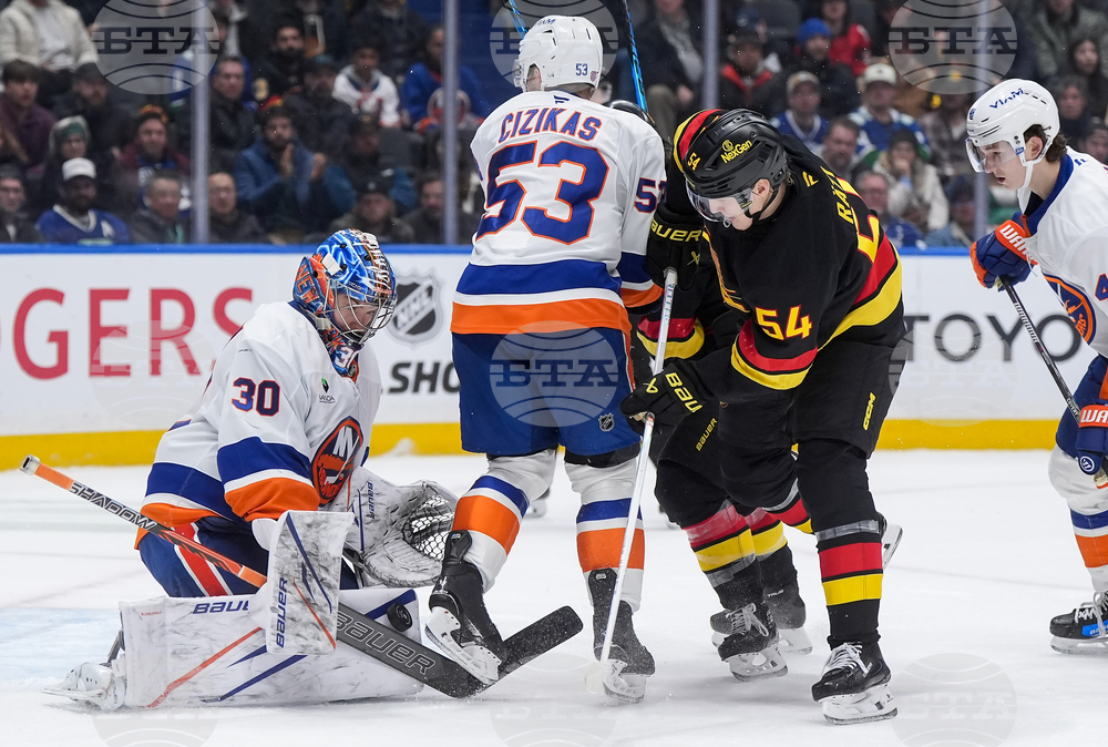 Islanders Canucks Hockey