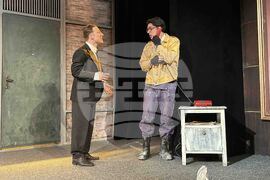 Добрич - „Живи и здрави...по документи" - постановка