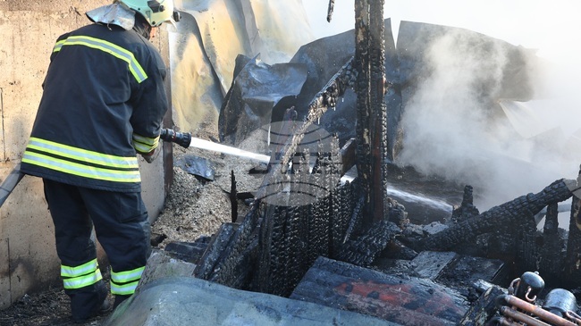 При пожари в страната през изминалото денонощие са загинали двама души