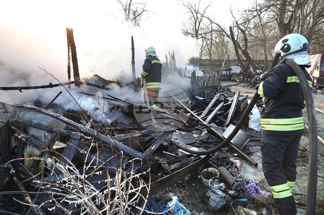 Варна - конна база „Фанагория“ - пожар