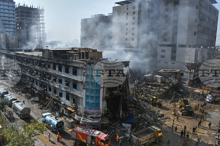 Броят на жертвите при в търговски център в южния пакистански