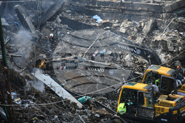 Pakistan Shopping Plaza Fire