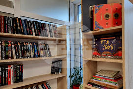 Варна - читалище „Васил Левски 1945“ - библиотека - китайски книжен кът