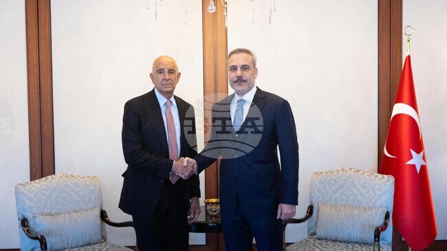 Външният министър на Турция се срещна с посланика на САЩ в Турция и специален представител за Сирия 