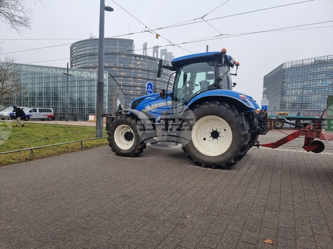 Франция - Страсбург - Европейски парламент - земеделци - протест