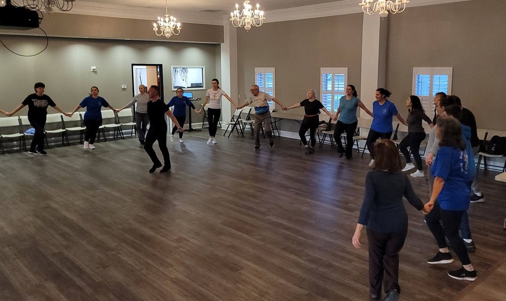 Танцова работилница с проф. д-р Антон Андонов организираха от Българо-американската културна асоциация „Роса” в Атланта, САЩ