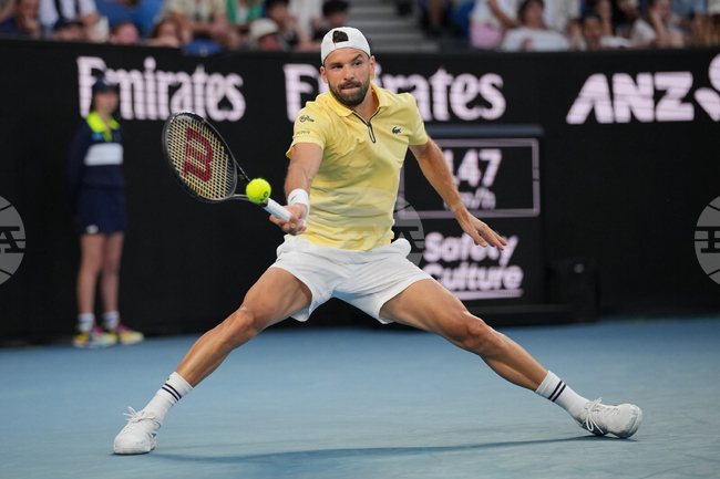 Григор Димитров падна с две позиции в световната ранглиста по тенис