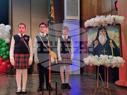 Плевен - НУ "Патриарх Евтимий" - годишнина - тържествен концерт