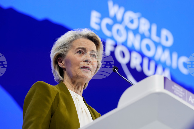 Урсула фон дер Лайен обеща твърда реакция в отговор на заплахите на Тръмп за Гренландия