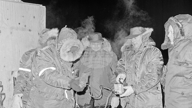 Стратегически бомбардировач Б-52 Stratofortress, въоръжен с четири водородни бомби, се разбива в Гренландия на 21 януари 1968 г.