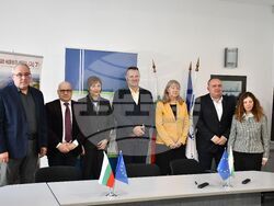 Българската академия на науките и "Мини Марица-изток" ще работят заедно за производство на строителни материали от отпадъчни глини