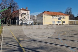 Пловдив - ОУ "Васил Петлешков" - физкултурен салон