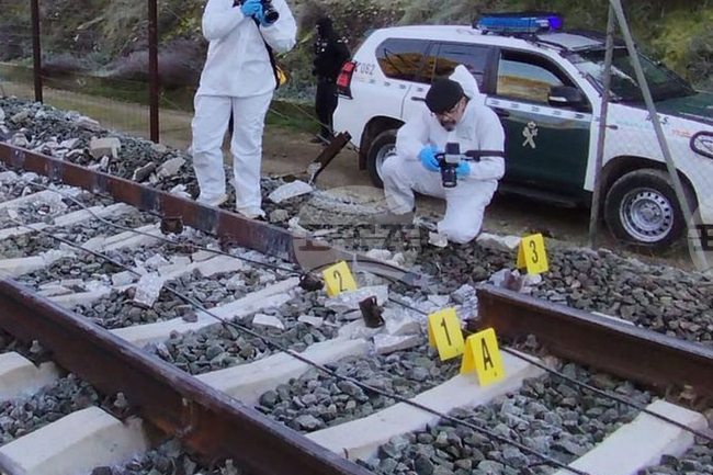 Испанският вътрешен министър изключи хипотезата за саботаж при железопътната катастрофа в Андалусия