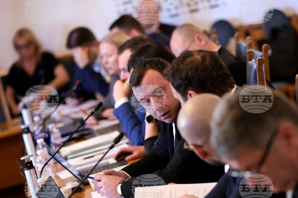 Народно събрание - Комисия по конституционни и правни въпроси- заседание